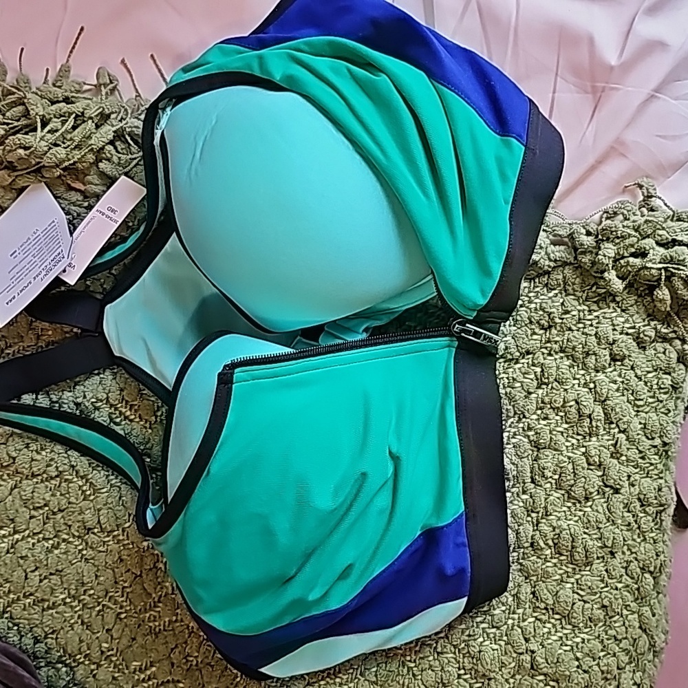 NWT Victoria's Secret Teal & Blue Front-Zip Sports Bra